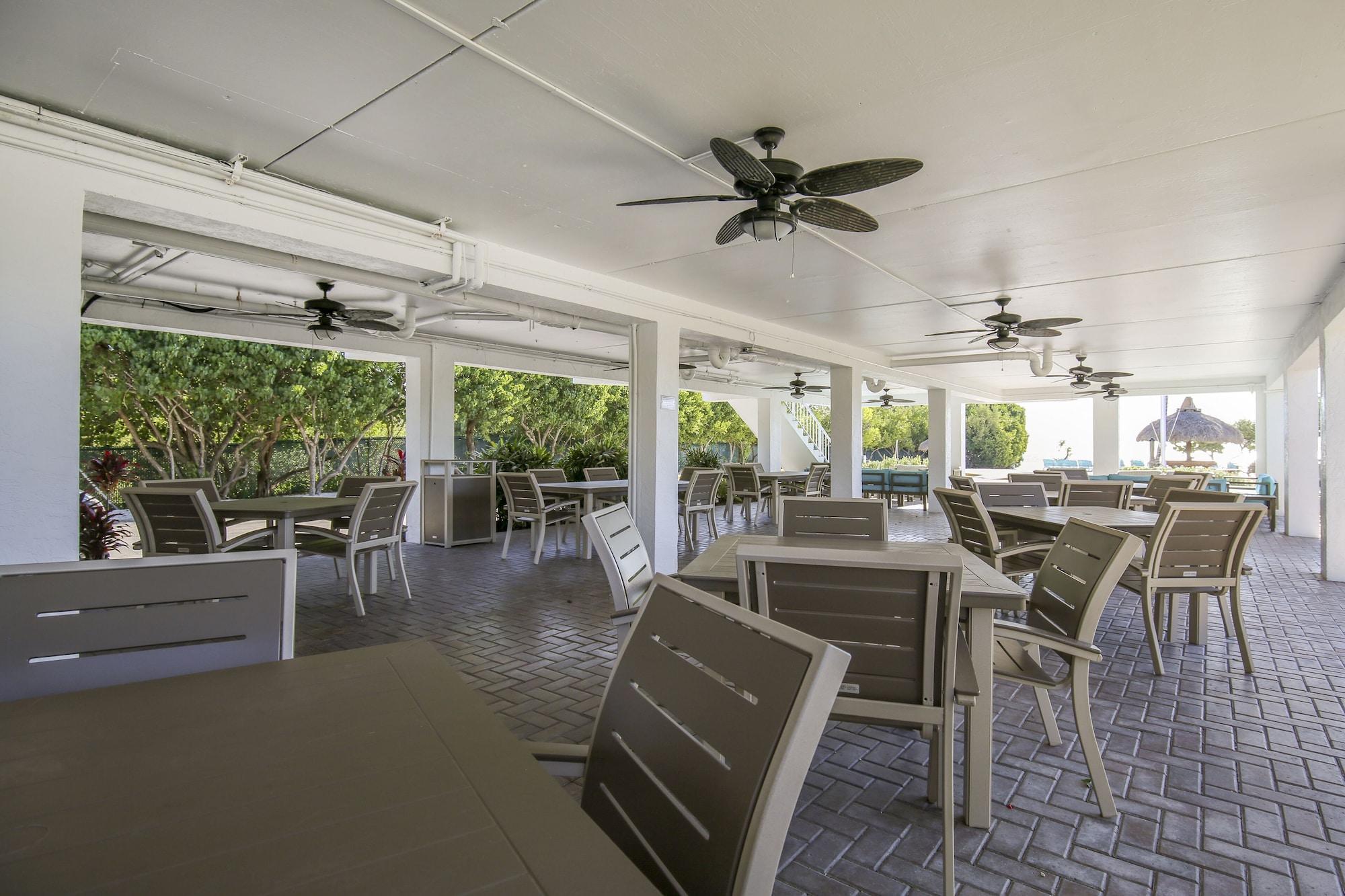 Ocean Pointe Suites At קי לארגו מראה חיצוני תמונה